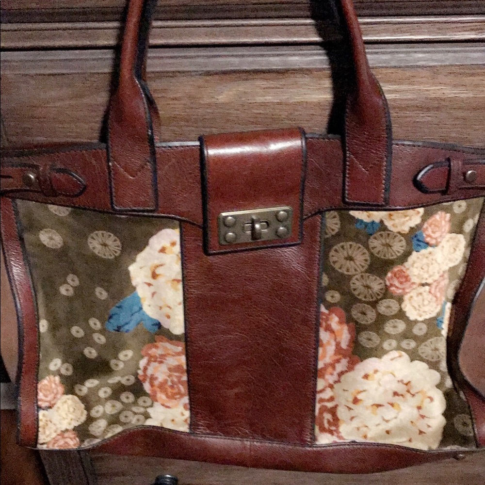 Fossil purse